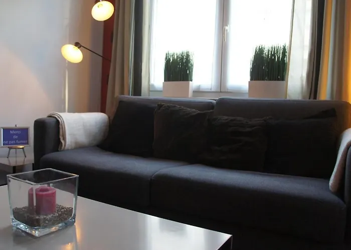 Loger A Apartament *